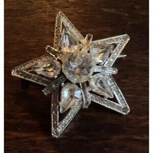 Crown Trifari Starburst Brooch Rhinestone Pin – Patent 159845 Vintage